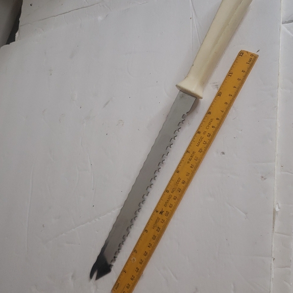 Quikut Quikkle Double Sized Carving Knife - Picture 4 of 4